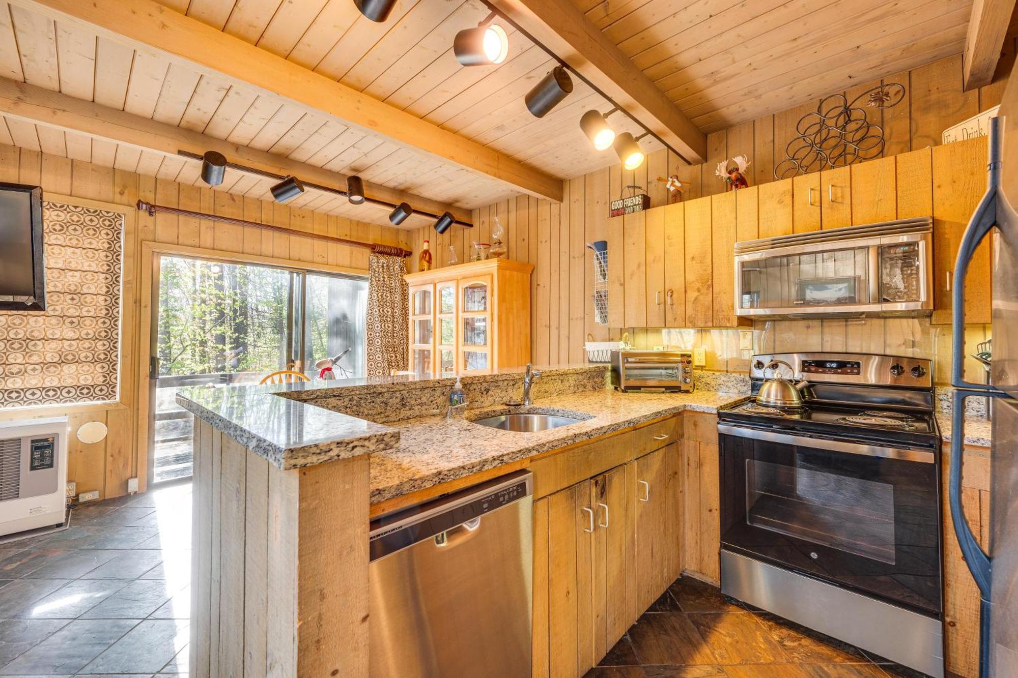 All-Season Conway Condo With Gas Grill! Норт-Конвей Экстерьер фото